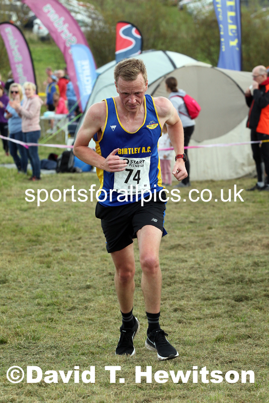 Senior mens 2021 North Eastern Harrier League, Druridge Bay. Photo: David T. Hewitson/Sports for All Pics